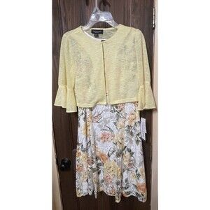 Size Small Perceptions New York Floral Print Lace Dress With 3/4 Sleeve Sweater